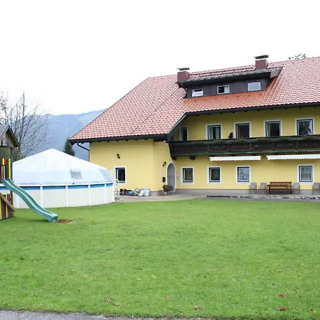 In Near Hiking Trails Apartament Krispl